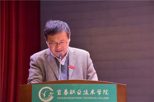 威尼斯87978797共青团学习贯彻团十八大精神宣讲会(1).jpg