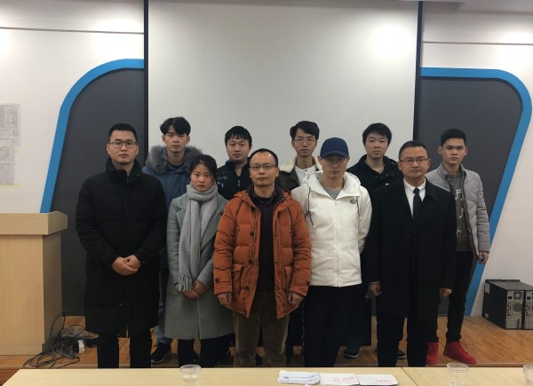 威尼斯87978797信息工程学院举行2017级联微订单班java web项目实训评审2.jpg